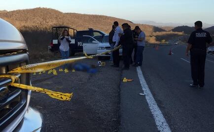 Encuentran a joven asesinado en carretera México-Nogales