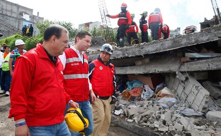 Suman 238 muertos por terremoto en Ecuador