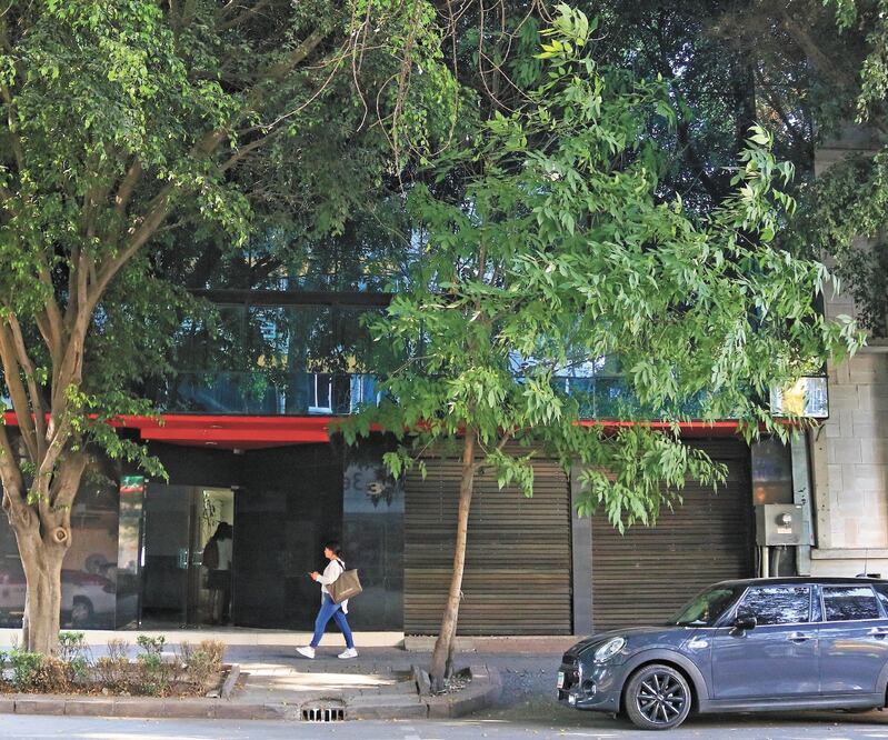 Morena compró el edificio de cinco pisos ubicado en Liverpool 3, colonia Juárez, inmueble de 2 mil 138 metros cuadrados, para mudarse de oficinas. FERNANDA ROJAS. EL UNIVERSAL