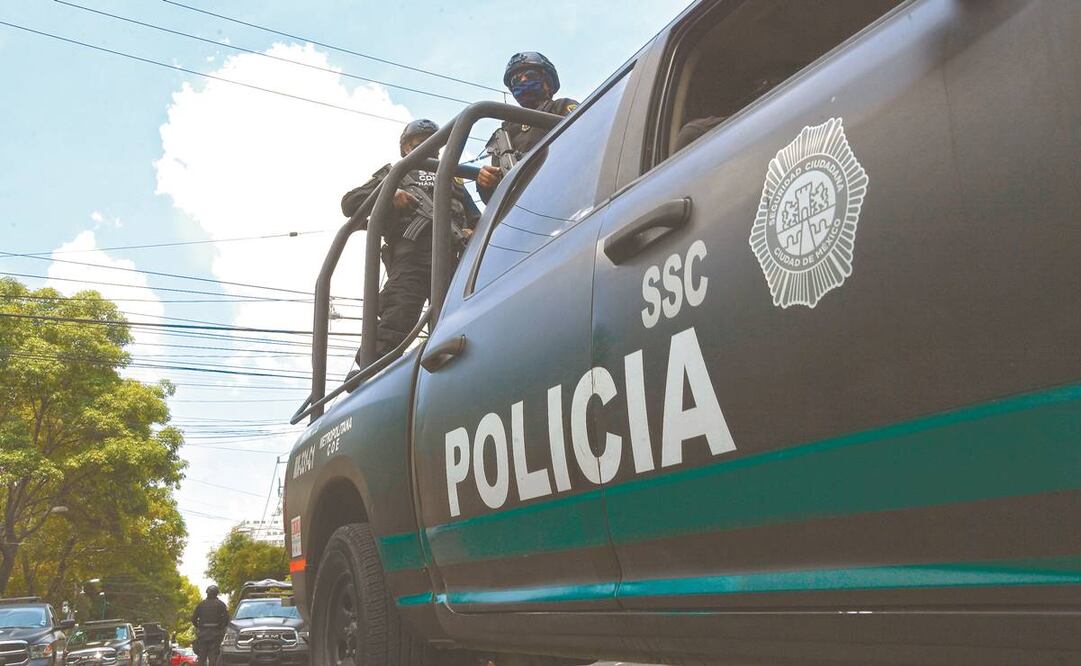 ACLED describe al CJNG como un cártel poderoso. En la imagen, traslado de implicados en atentado contra Omar García Harfuch. Foto: ARCHIVO EL UNIVERSAL