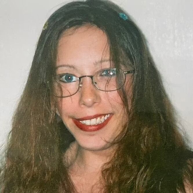 Laura Winham fue encontrada muerta en su piso de vivienda social. Foto: Hudgell Solicitors 