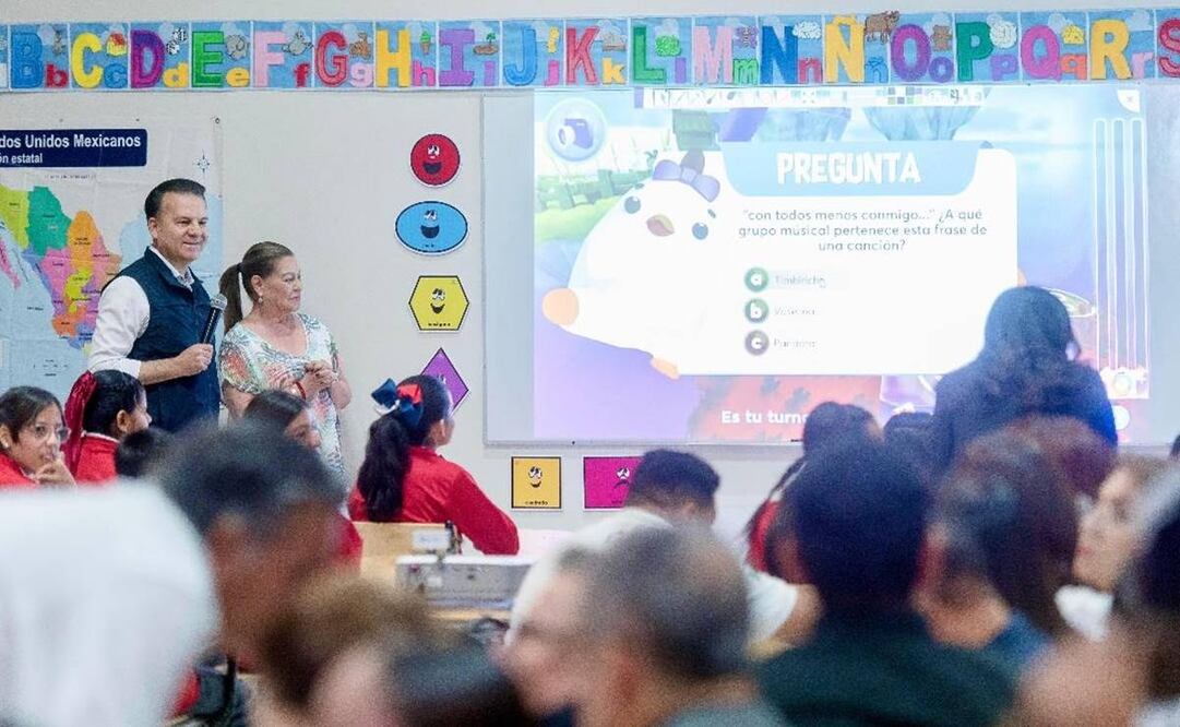 Gobernador de Durango anuncia la instalación de 500 aulas digitales en escuelas de educación básica y media superior 16 de octubre 2024 / Foto: Especial