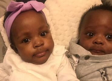 Los gemelos que nacieron cuando su madre estaba en coma por Covid-19