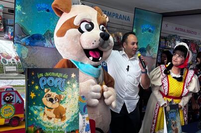 “Pori”, el perrito viral de TikTok traspasa la pantalla en la presentación su libro de aventuras