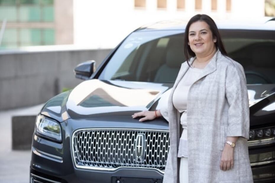 Mujeres liderando la industria, Rosangela Guerra