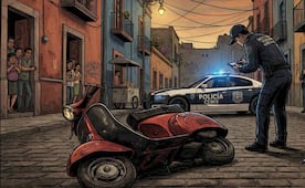 ¡Se la partió todita! Mujer motociclista derrapa, se da en la choya y muere en la Benito Juárez