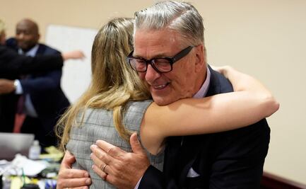 Alec Baldwin rompe el silencio tras la desestimación de su juicio en el caso "Rust"