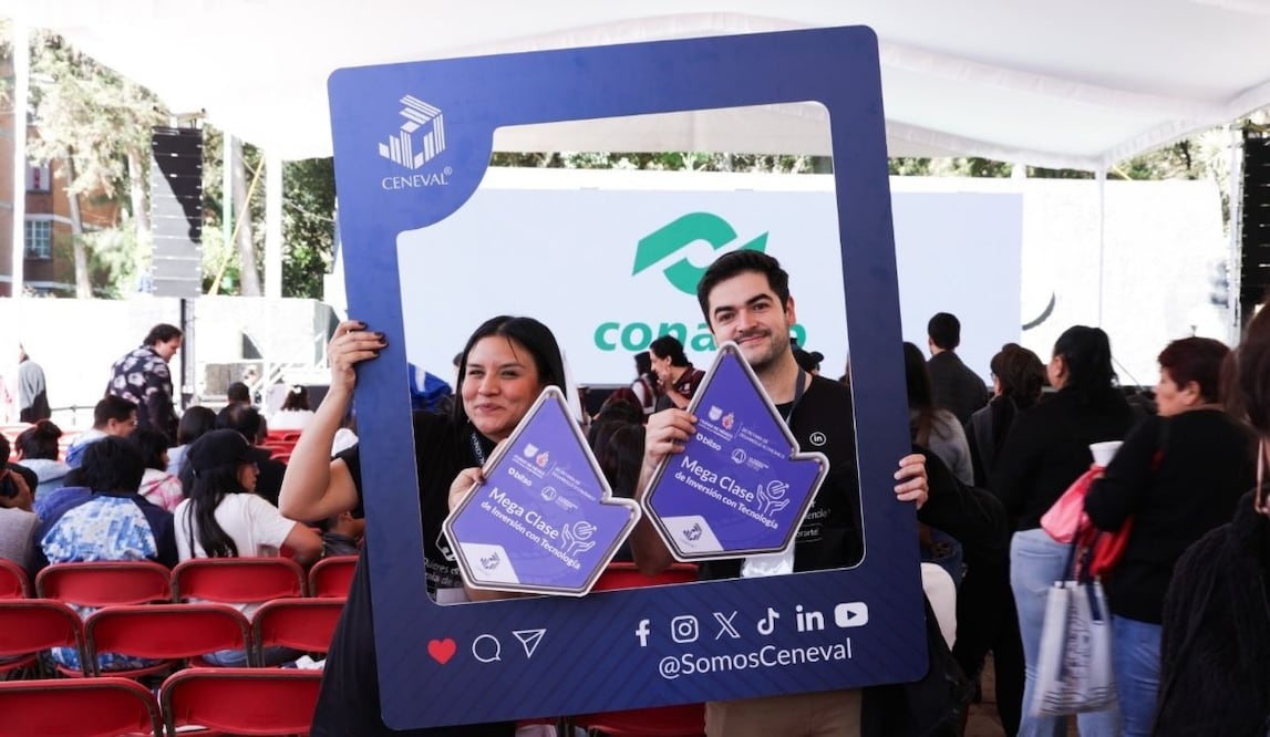 Mega clase gratuita de inversiones en la Magdalena Contreras; más de mil asistentes aprenden educación financiera. Foto: Especial