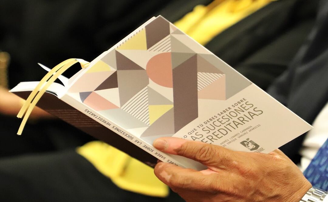 Libro “Lo que tú debes saber sobre las sucesiones hereditarias”. Foto: Especial