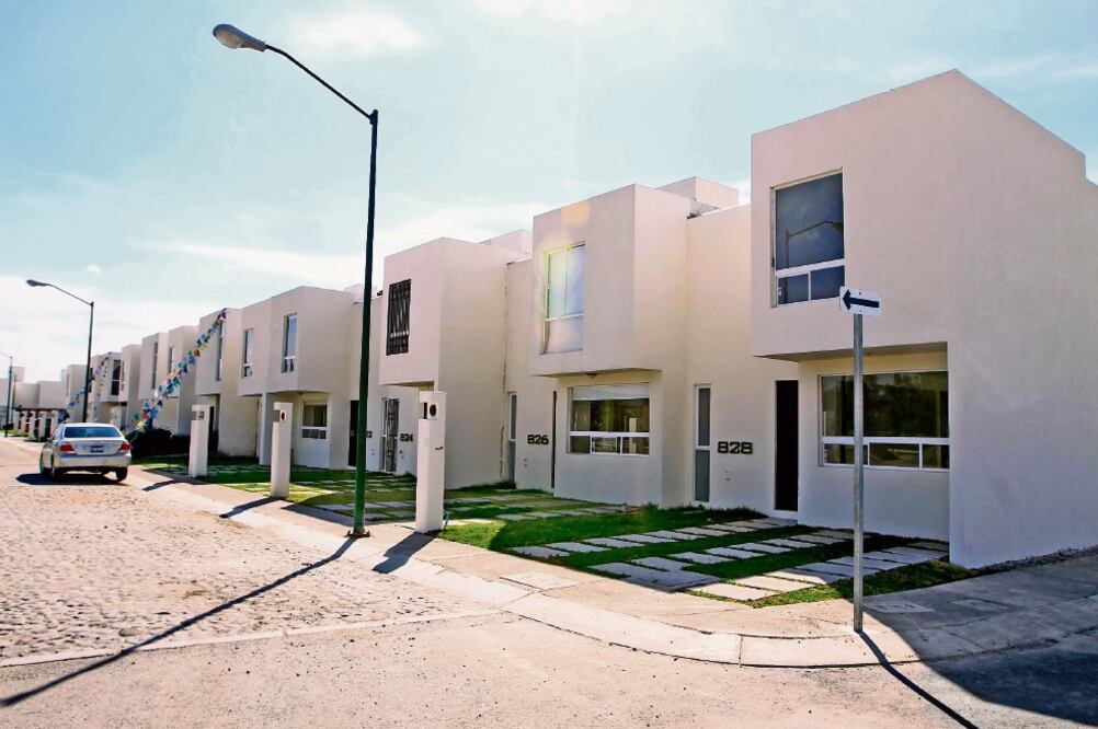 En la Ciudad de México se crean 56 mil hogares cada año, pero sólo se construyen 15 mil viviendas, destacó el titular de Quiero Casa (ARCHIVO EL UNIVERSAL)