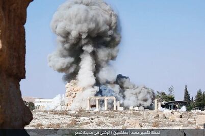 EI difunde fotos de la destrucción del templo