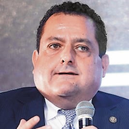 Presume tipificación de feminicidios... que no promovió