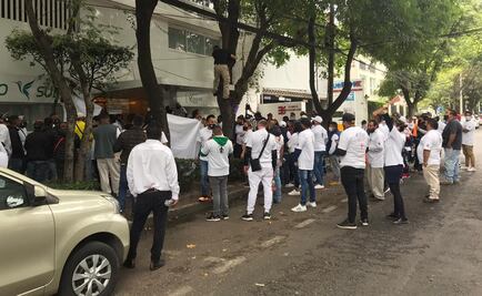 Protestan frente a Hospital Español por presunta negligencia médica