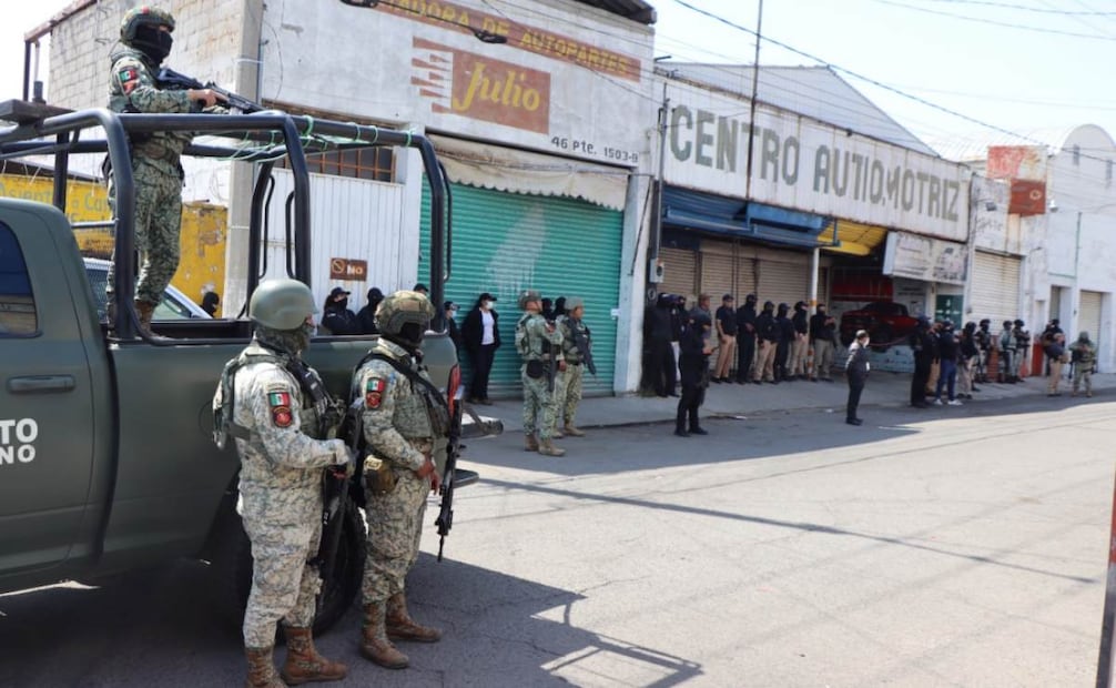 Elementos de seguridad refuerzan zona de robo de autos en Puebla (11/02/2026). Foto: Especial