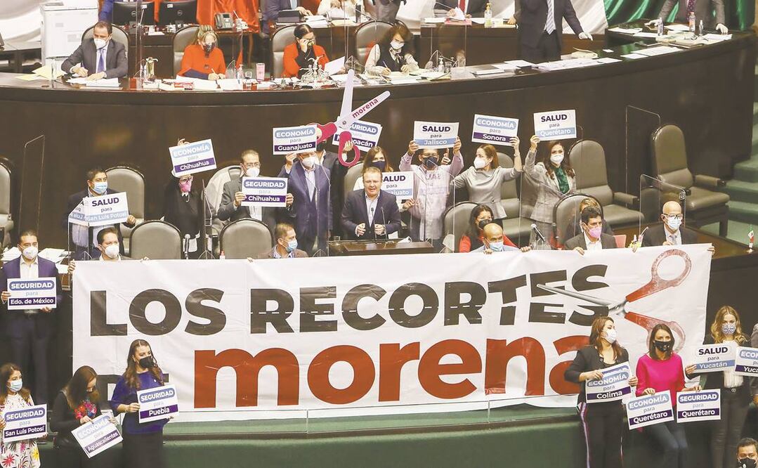 Con el voto a favor de Morena, PT, PES y PVEM, la Cámara Baja perfilaba aprobar el dictamen del Presupuesto de Egresos 2021. Foto: DIEGO SIMÓN. EL UNIVERSAL