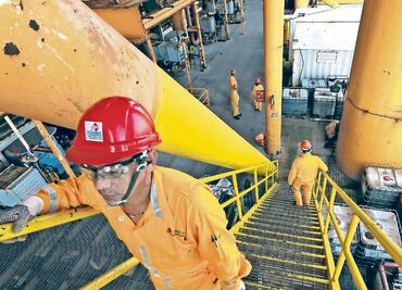 Proponen no alterar rumbo del sector energético del país