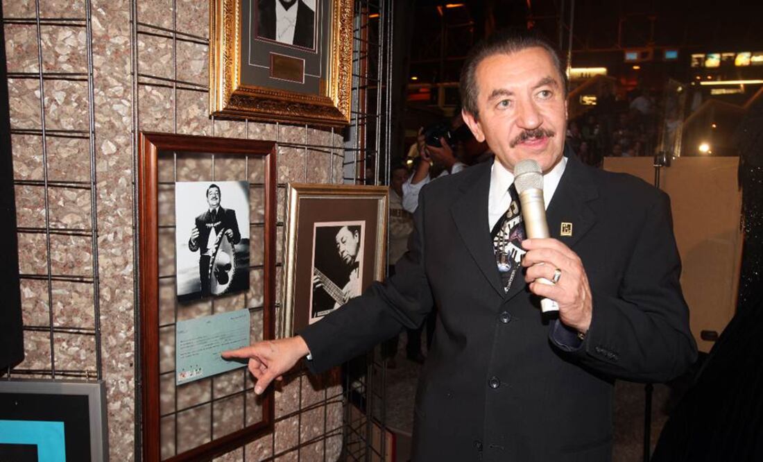 Fue Premio Nacional de Periodismo en 1980, además participó como reportero y productor de diversos programas de radio y televisión en Televisa, Grupo Radio Fórmula y Milenio, entre otros. FOTO: Archivo.