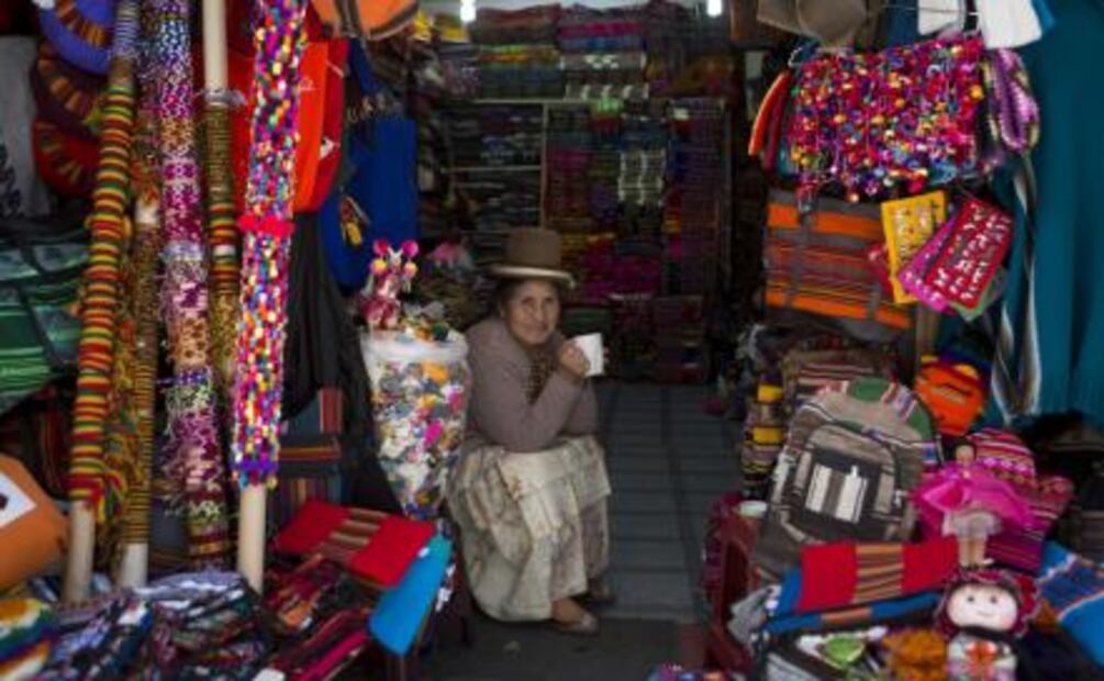 Fetos de llama dan bienvenida al "Mercado de las Brujas" en La Paz