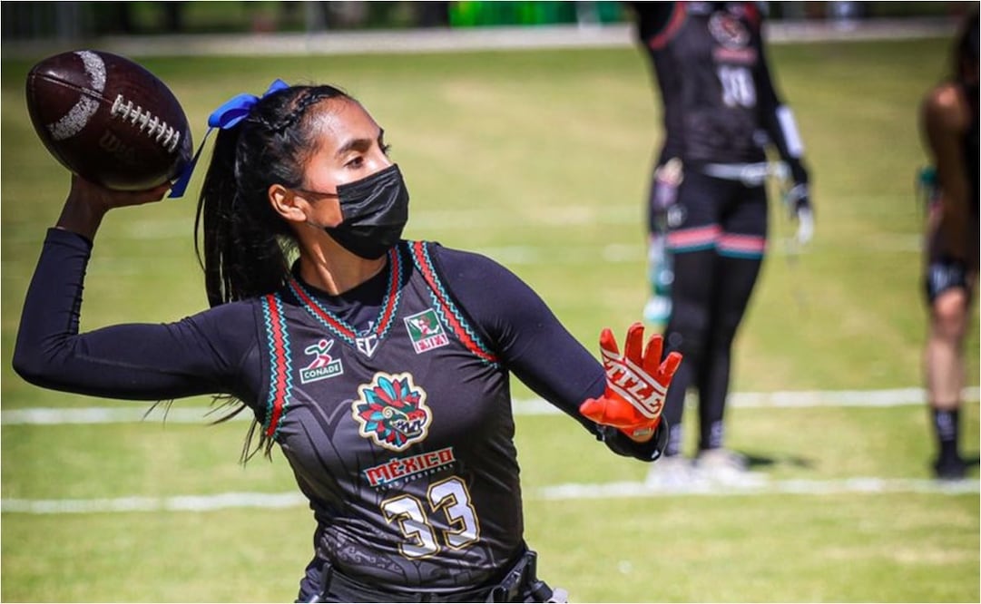 La quarterback mexicana Diana Flores. Foto: Especial