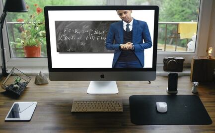 Tomaba clases en línea y descubrió que su profesor estaba muerto