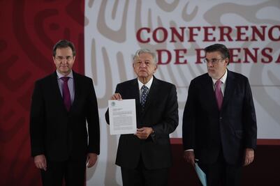 Cámara de Diputados recibe iniciativa para eliminar reforma educativa