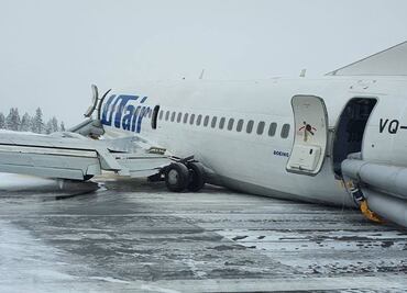Avión realiza aterrizaje de emergencia en Rusia; no hay heridos
