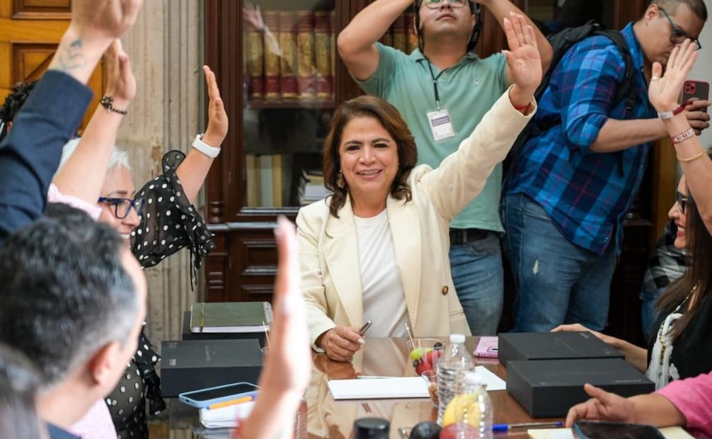 Diputada local solicita licencia para buscar la coordinación de la 4T en Michoacán; compiten tres perfiles por el proceso.
Foto: Especial.