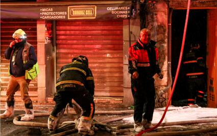 FOTOS: Se registra incendio en edificio de Arcos de Belén; acuden bomberos a atender la emergencia