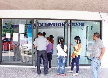 Cae peruano por robar a cuentahabientes