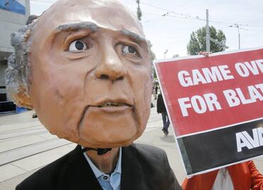 Comisión de Ética niega acusaciones de los abogados de Blatter