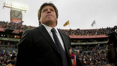 Sobreexposición cobra factura a 'El Piojo' 