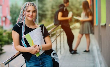 Estas carreras podrían desaparecer en un futuro, según la IA; ¿está la tuya en la lista?