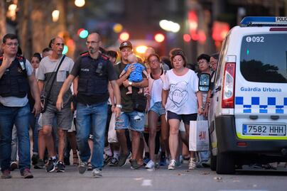 "Lo importante es volver a la vida normal", mexicano encara terror en Barcelona