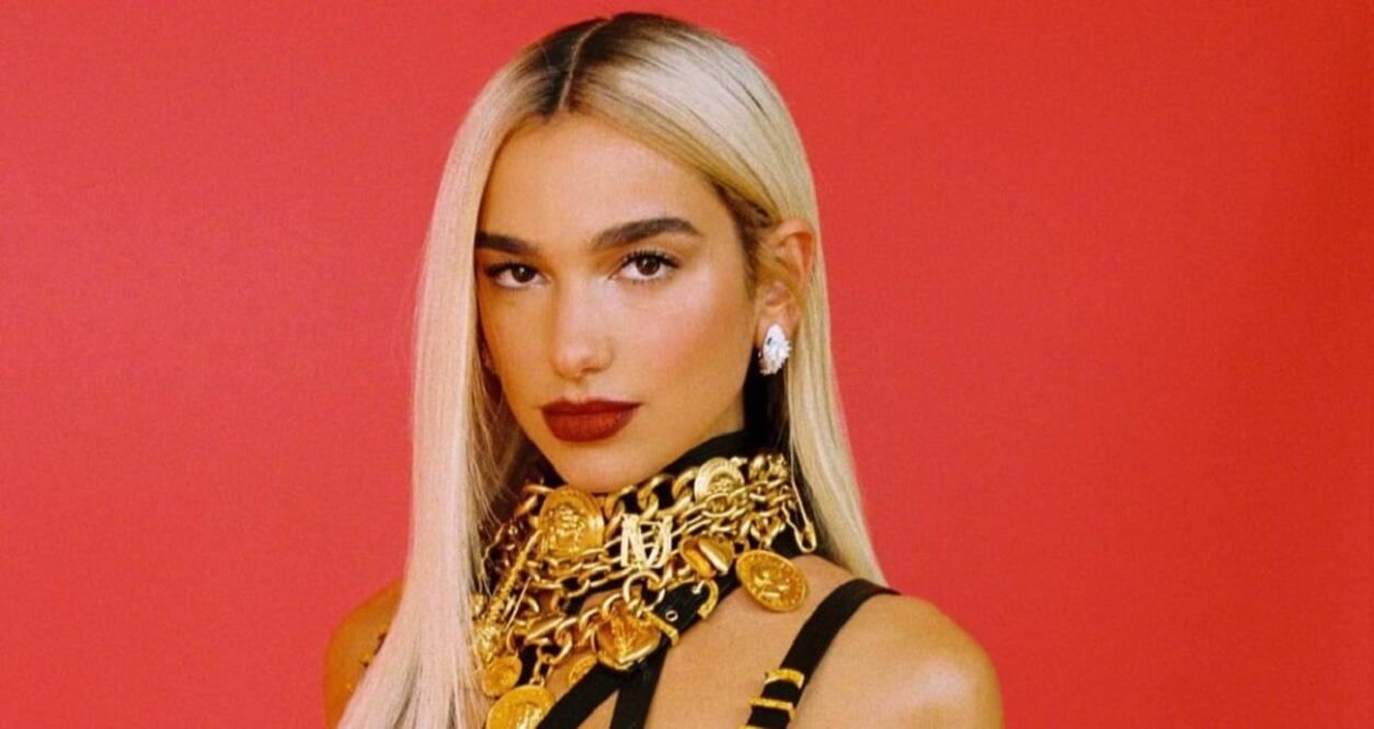La tendencia de llevar visible la ropa interior se ha convertido en una de las favoritas de Dua Lipa / Foto: Instagram @dualipa