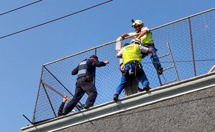 Personal del ERUM salva a joven que intentó suicidarse en la Morelos