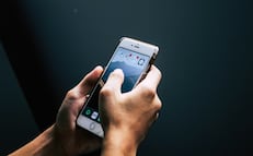 Líneas móviles sin nombre o empresa quedarán inactivas en 2026; Comisión Reguladora fija plazo final para registrar datos