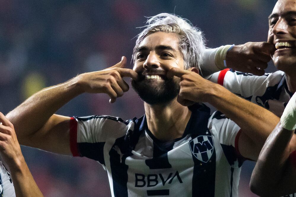 Pizarro hizo el gol más bonito de la noche. Foto: Imago7