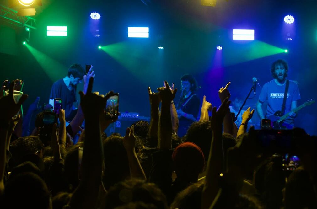 La banda española Viva Belgrado, una de las propuestas más intensas del rock alternativo en español, consolidó su proyección reciente con el álbum Cancionero de los cielos y su presencia en los Premios MIN de la Música Independiente, donde fue finalista a mejor disco de rock. Crédito: Facebook de la banda. Crédito: El Universal/ Osmar Alvarado