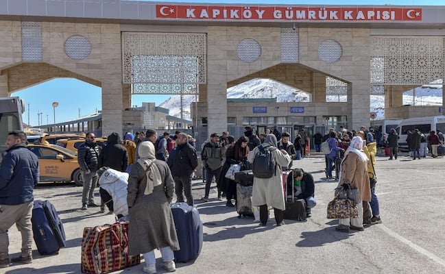 Pentágono descarta activar cláusula de defensa colectiva de la OTAN tras disparo de misil de Irán a Turquía; continúan los ataques