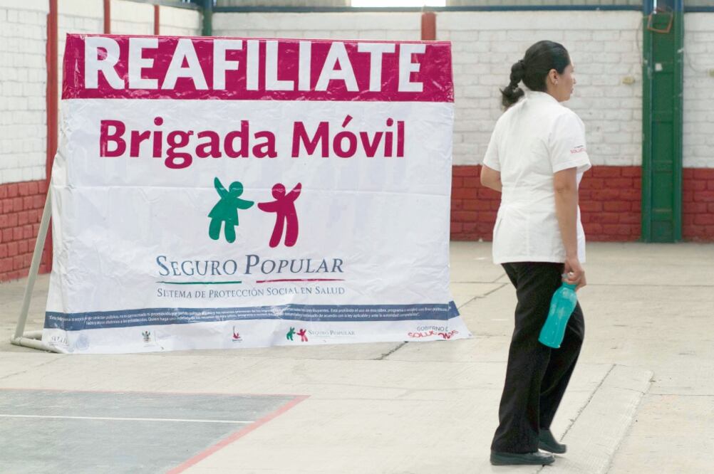 En su fase piloto, de 2001 a 2003, el Seguro Popular fue capaz de afiliar a más de un millón de personas. (ARCHIVO EL UNIVERSAL)