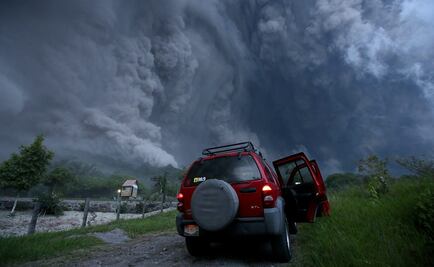 Monitoreo permanente en volcán de Colima