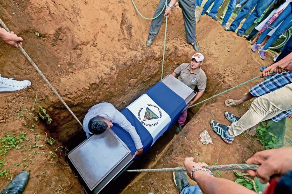 Crisis. A dos meses del inicio de las manifestaciones opositoras al gobierno, se contabilizan entre 178 y 200 muertos, de acuerdo con organismos humanitarios (AP)