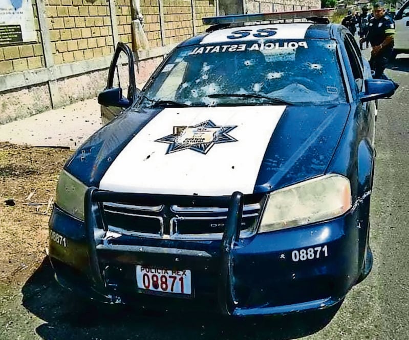 Un arma robada en la emboscada de marzo de 2021 en Coatepec Harinas fue asegurada en el ataque de Texcaltitlán. Foto: Especial