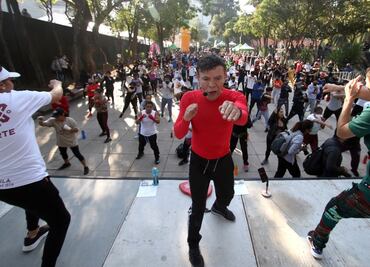 Ex campeón mundial Daniel Zaragoza entrena a chilangos rumbo a la Clase Masiva de Box en CDMX