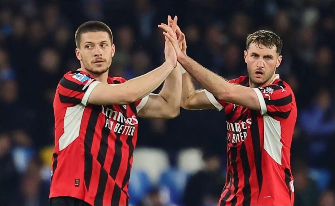 Santiago Giménez y Luka Jovic en el Milan / FOTO: Especiales