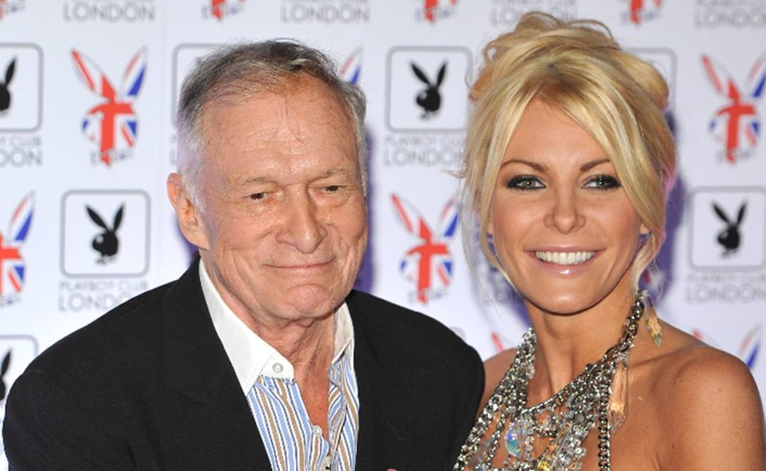 Hugh Hefner con Crystal Harris, su última esposa. Foto: Archivo EFE.