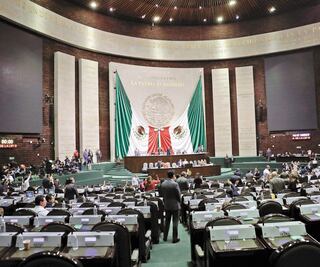 Ven opacidad en viajes de diputados