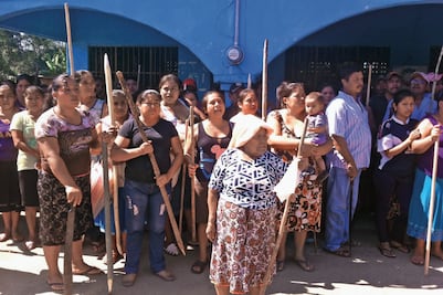 Chimalapas: amagan con inmolar a presunto invasor