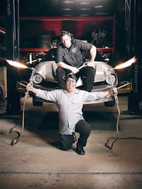 De entre chatarra, saltan a la pantalla