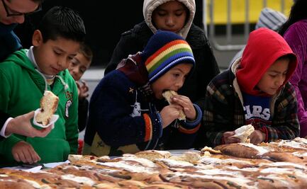 ¿A qué hora será la tradicional partida de Rosca de Reyes y entrega de juguetes en el Zócalo?